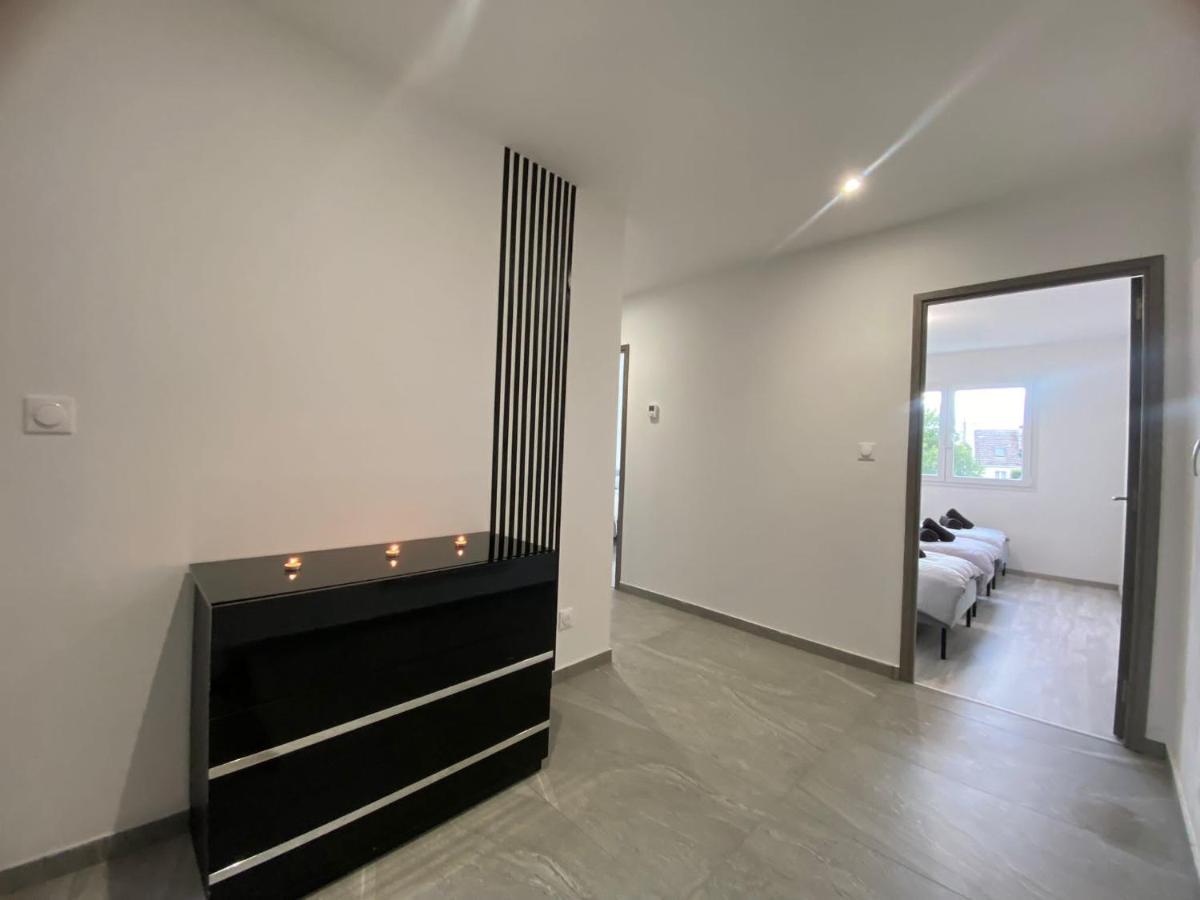 Maison Moderne 伊索蒂勒 外观 照片